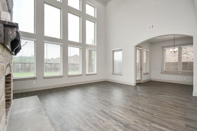Building Photo - 22368 Misty Woods Ln