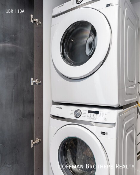 Building Photo - 3686 Overland Ave