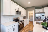 Building Photo - 14802-14804 Willow Street
