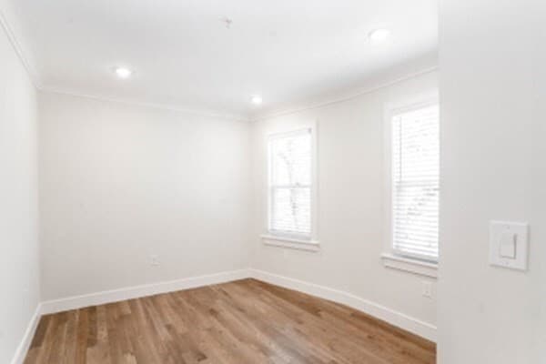 Building Photo - 19 Beston St