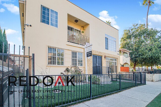 Building Photo - 1008 Normandie Ave