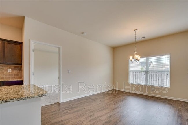 Building Photo - 141 Sims Ct