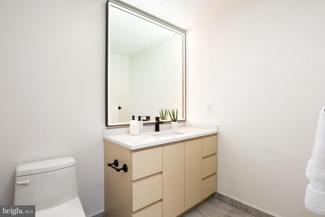 Building Photo - 1425 New York Ave NW