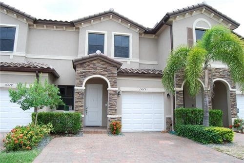 Primary Photo - 15075 SW 118th Ln