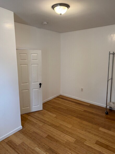 Building Photo - 4730 Tacony St