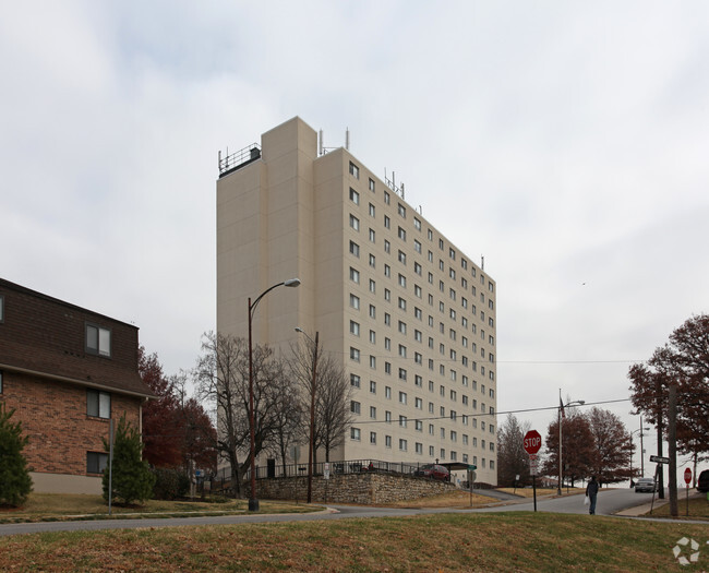 Primary Photo - Rosedale Towers