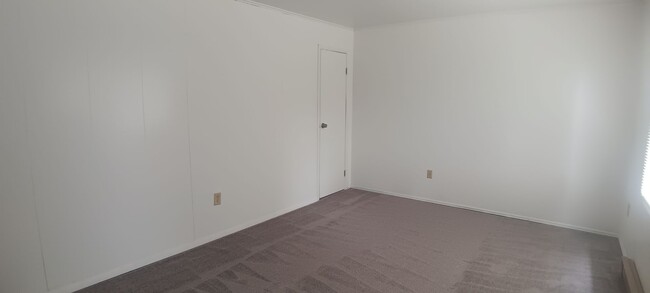 Building Photo - Christiansburg, 3 Bed / 1 Bath, Available ...