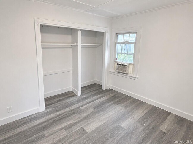 Building Photo - 48 Rosebud Ave