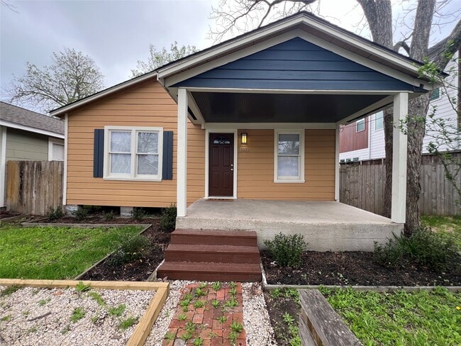 Primary Photo - 1110 E 27th St