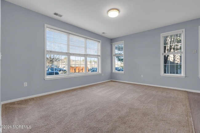 Building Photo - 301 St Andrews Pl