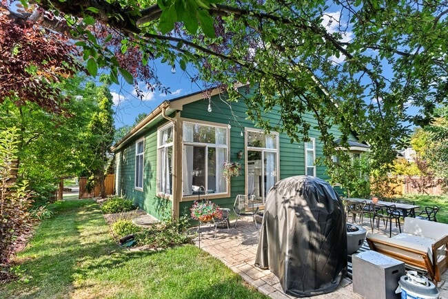 Building Photo - 2225 Timber Creek Dr