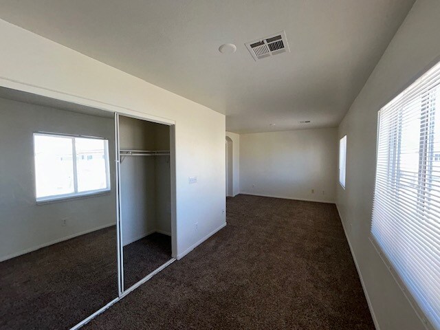 Building Photo - 2284 Sunrise Ranch St