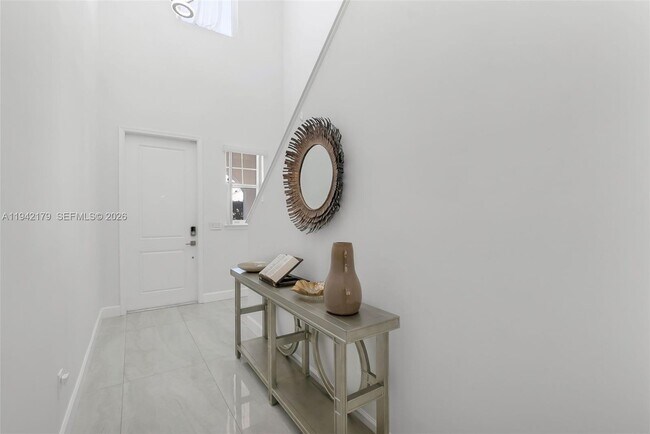 Building Photo - 1827 Lake Cove Dr