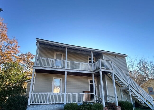 Primary Photo - 740 Maryland St