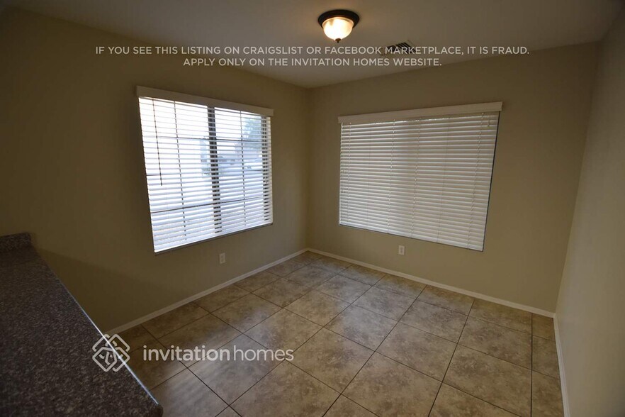 Building Photo - 12470 W Redfield Rd