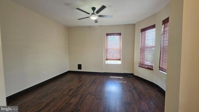 Building Photo - 178 Brunswick Ave