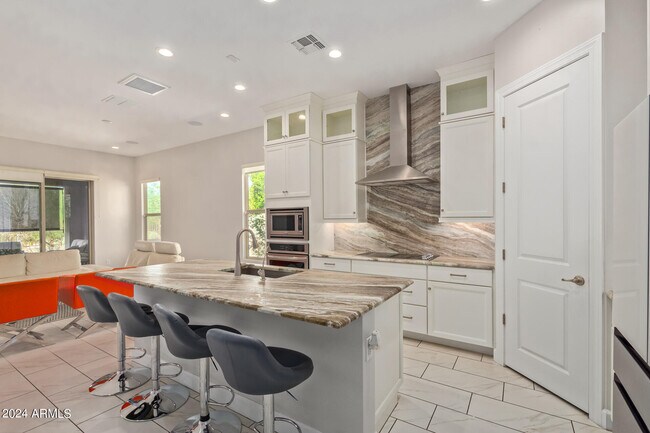 Building Photo - 18030 N 66th Pl