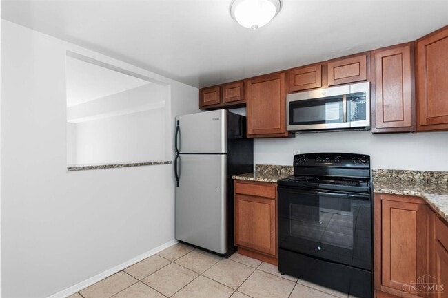 Building Photo - 44 Apple Ln