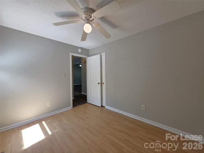 Building Photo - 405 S Pinchback Ave