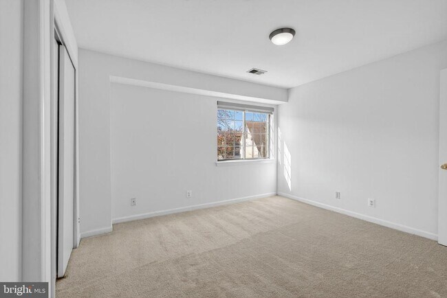 Building Photo - 6017 Curtier Dr