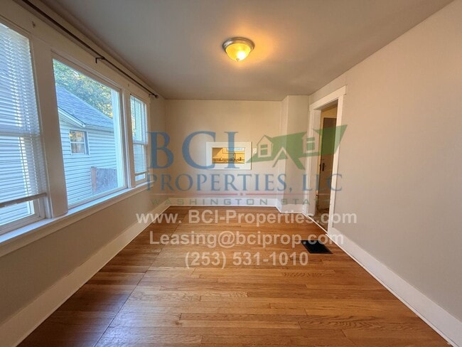 Building Photo - Beautiful 4 Bedroom Home Available in Down...