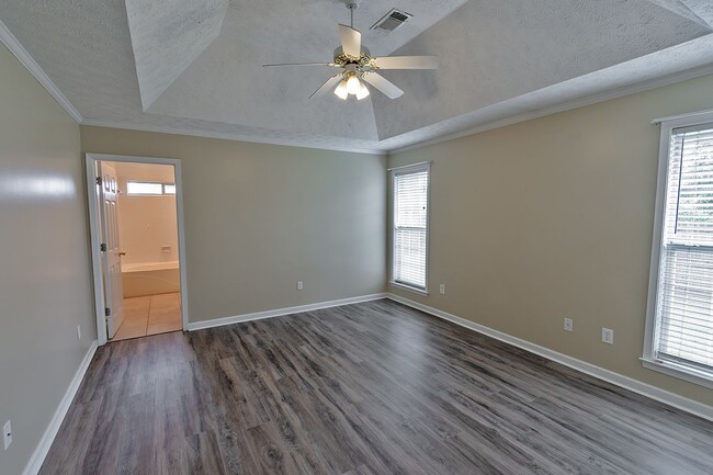 Building Photo - Prattville Rental available now!