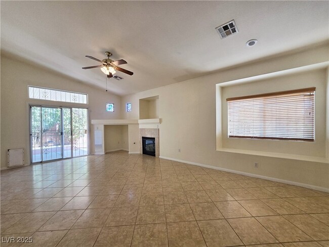 Building Photo - 9726 Tomorrow Ct