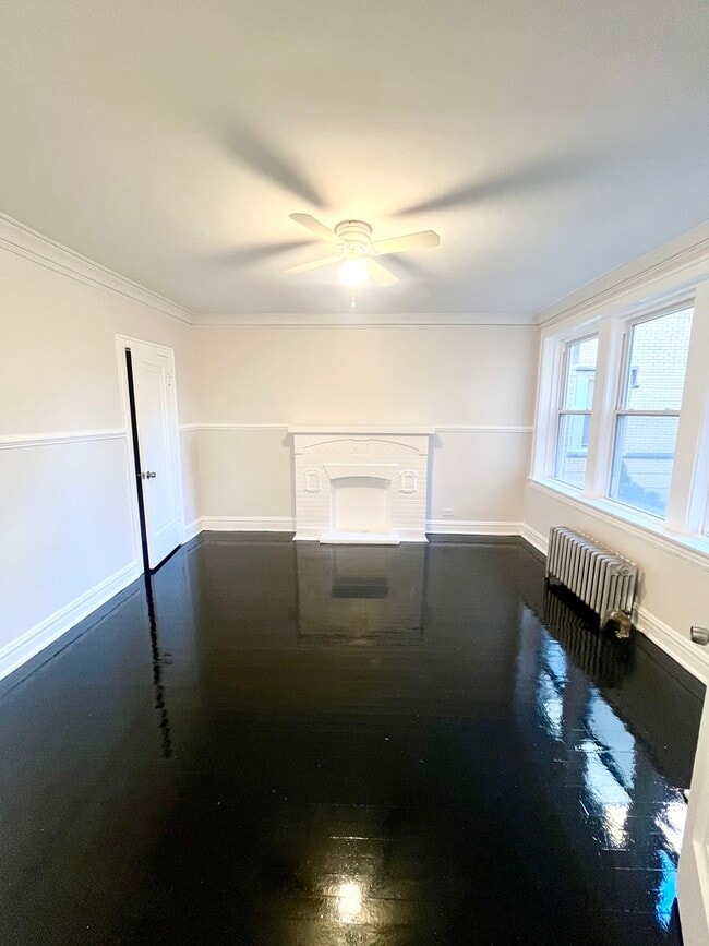 Building Photo - 4134 W 24th Pl