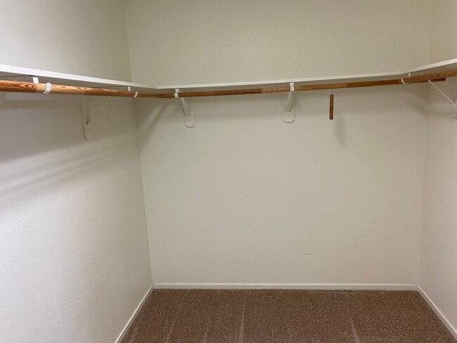 Building Photo - Tulare