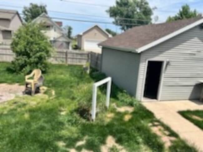 Building Photo - 1309 8th St NW