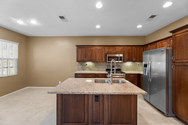 Building Photo - 26820 Marina Point Ln
