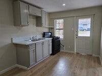 Building Photo - 1723 Alta Vista St