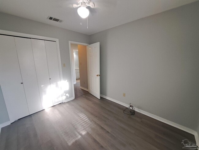 Building Photo - 6204 Forest Pines Dr