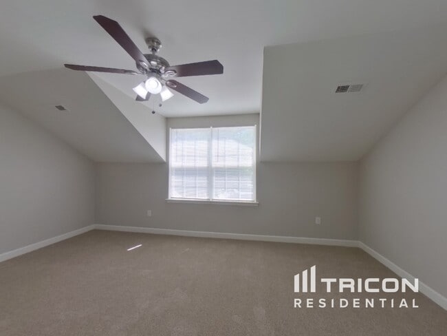 Building Photo - 8326 Knapp Ct