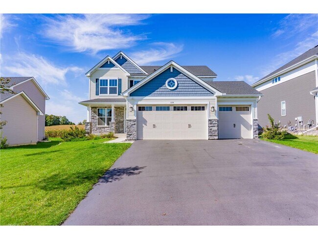 Building Photo - 1574 Edgebrook Ln