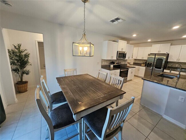 Building Photo - 12751 Weston Oaks Ln