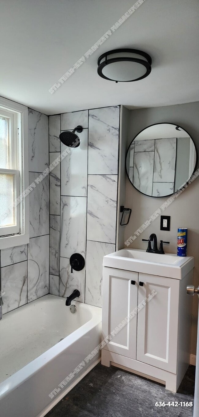 Building Photo - 1131 Canaan Ave