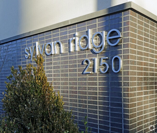 Sylvan Ridge 2150 N Central Rd Fort Lee NJ 07024 Apartment Finder