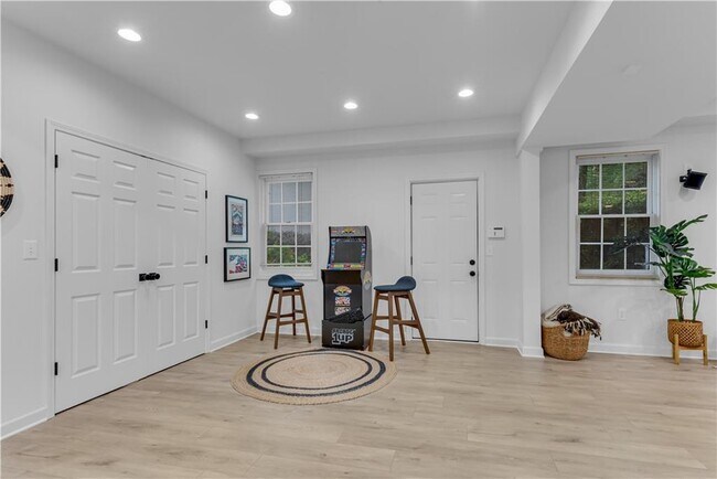 Building Photo - 4669 Ashford Club Dr