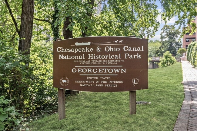 Building Photo - 1080 Wisconsin Ave NW