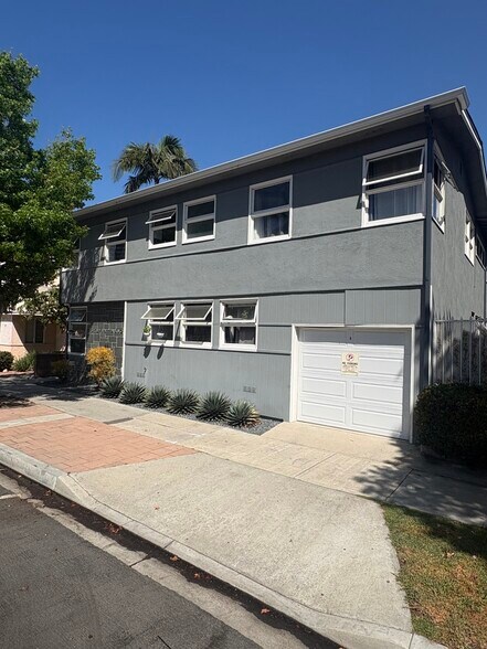 Building Photo - 933 E 1st St