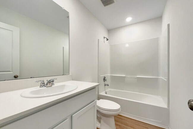 Building Photo - 16418 Monte Sinai Dr