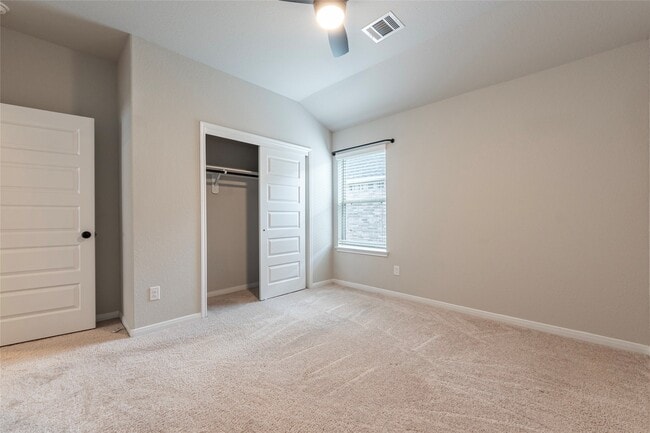 Building Photo - 250 Eagleville Dr