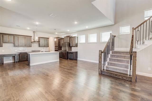 Building Photo - 7345 Zachery Dr