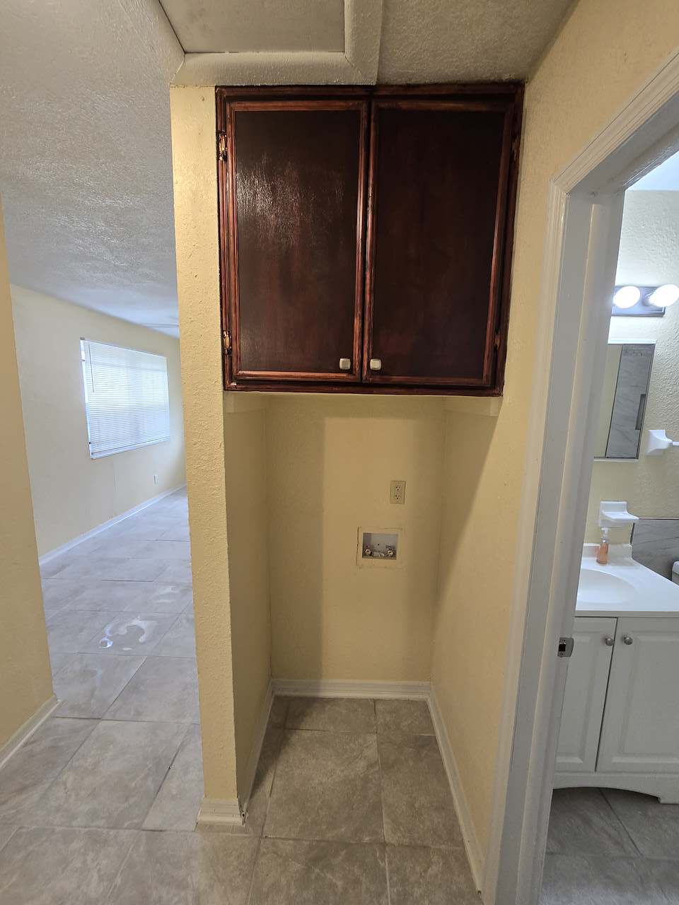 Building Photo - 7215 Bailey Ct