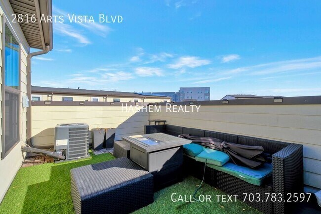 Building Photo - 2816 Arts Vista Blvd