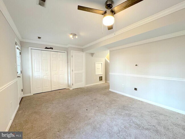 Building Photo - 6410 Katherine Ann Ln