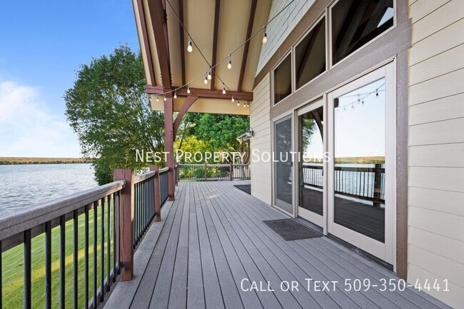 Building Photo - 4839 Rd 6.5 NE