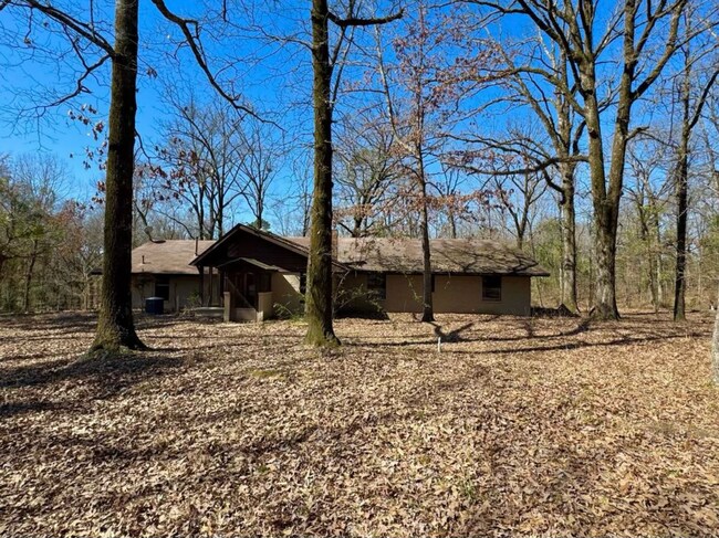 Building Photo - Hidden Gem Home for Lease on Summerhill Rd!