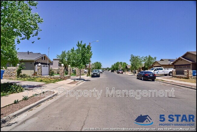 Building Photo - 703 Lt Joe Magellanes Rd